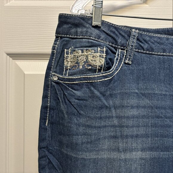 NWT Women's Plus Size Boot Cut Jeans from a.n.a.  Size 24. - Picture 3 of 5